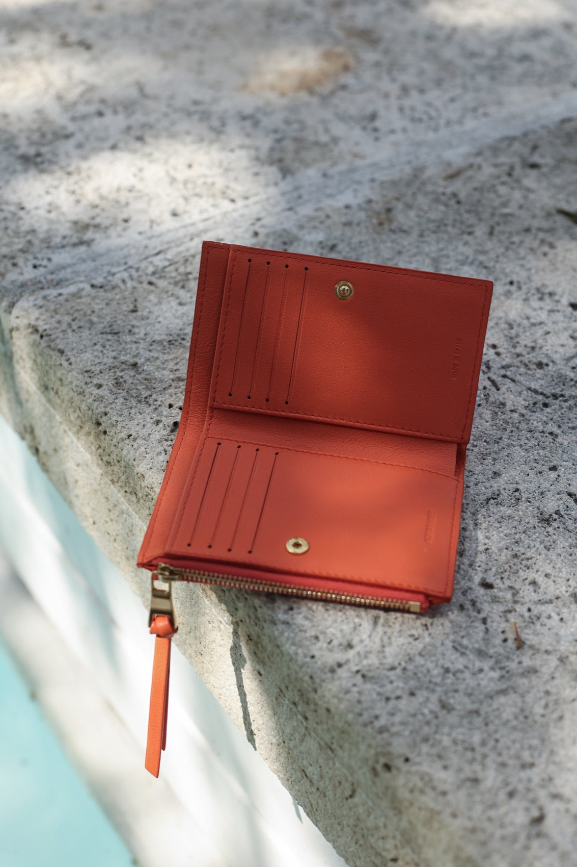 <transcy>ROSETTA Wallet-Tangerine</transcy>
